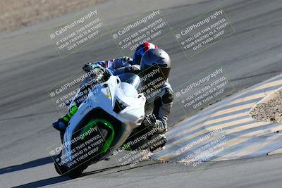 media/Jan-08-2022-SoCal Trackdays (Sat) [[1ec2777125]]/Turn 10 (2pm)/